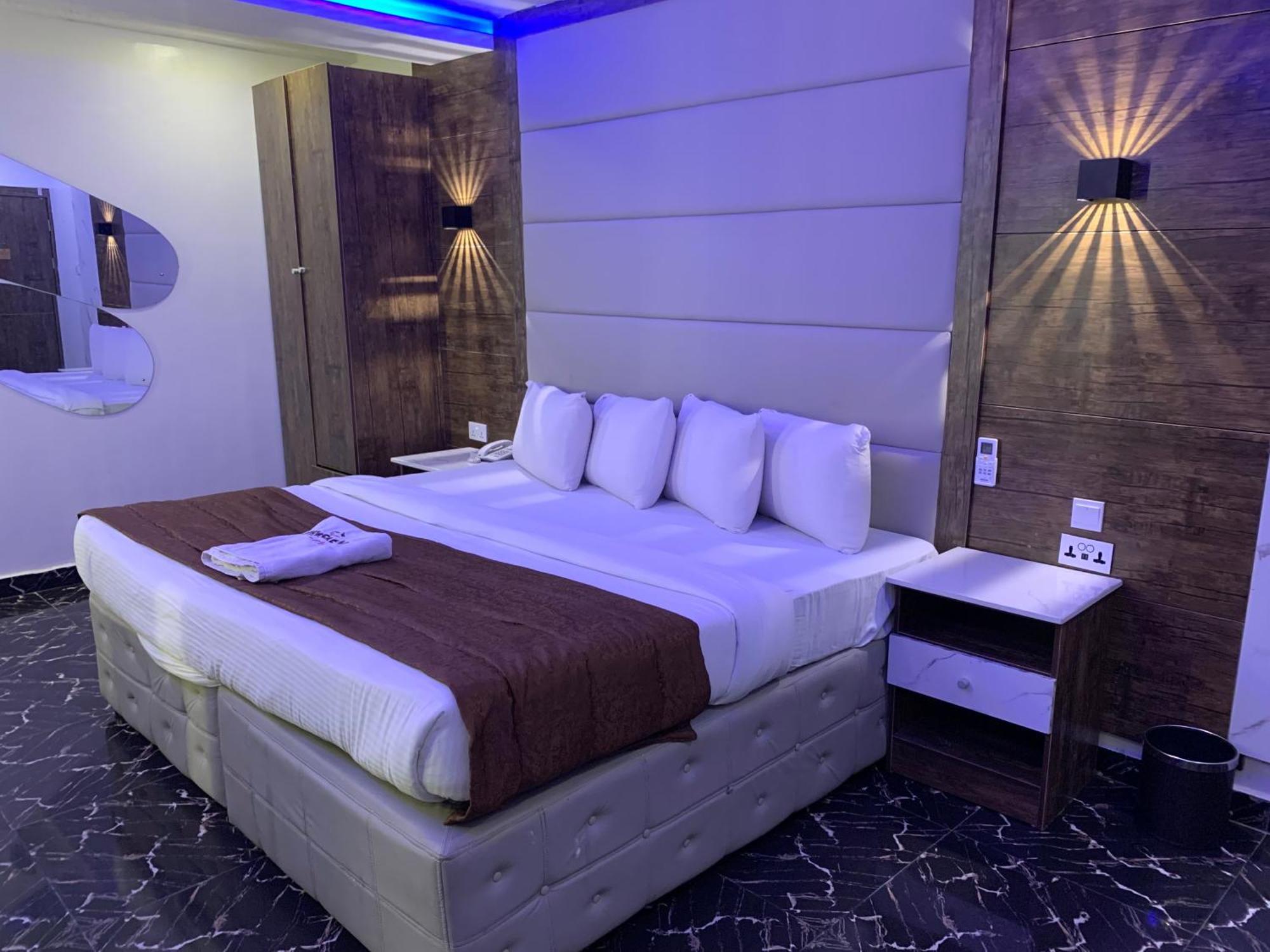 Hotel Presken Kuramo Waters Lagos Exterior foto